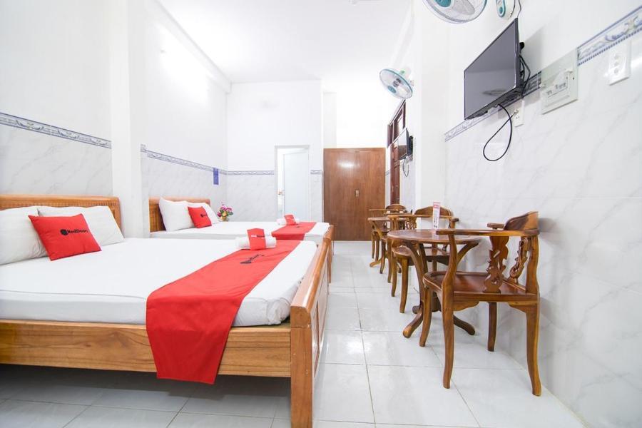胡志明市 Reddoorz Hoang Tuan酒店 外观 照片