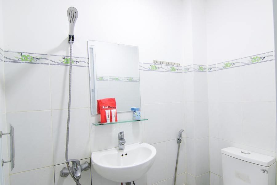 胡志明市 Reddoorz Hoang Tuan酒店 外观 照片